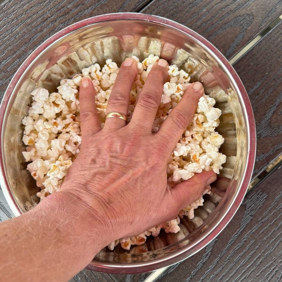 Boatlift Mat holds particles together in lake bottom